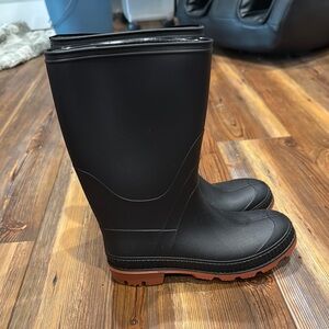 Black Rubber Boots